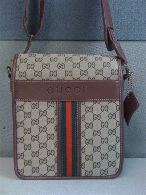 mariconera gucci de hombre|Bolsos de diseñador de lujo para hombre .